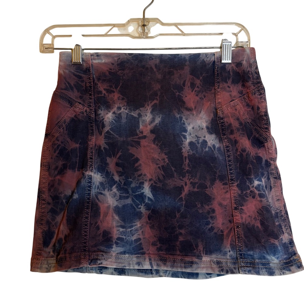 Wild Fable Women's Mini Skirt Size 0 Stretch Denim‎ Tie Dye